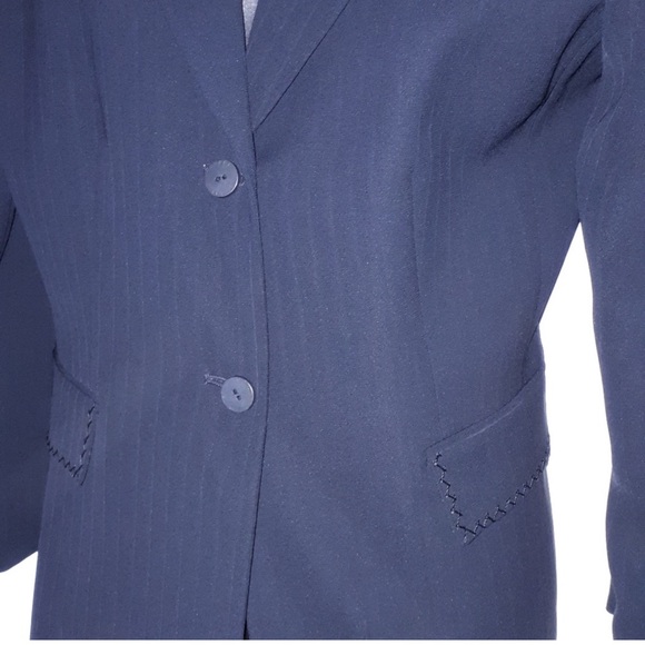 Tahari Arthur S. Levine Black Striped Blazer - S10 - Picture 3 of 6